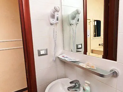 Cesar Palace Guesthouse Рим Гостевой дом